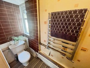WC- click for photo gallery